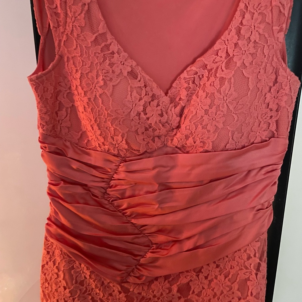 XOXO Vibrant Coral tank